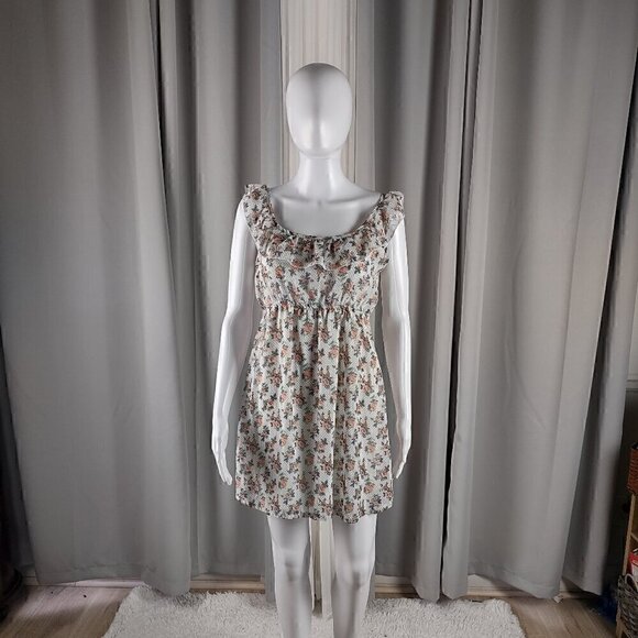 Rue21 Women's White, Blue, Green Floral Print Open Back Mini Dress Size M. - Picture 1 of 10